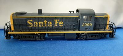 Used HO Engine Santa Fe #2099