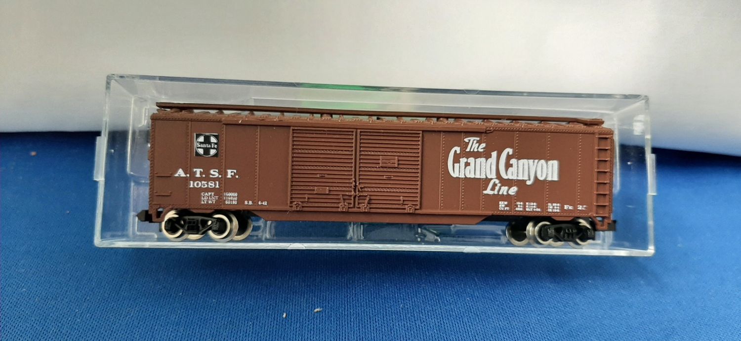 Used N "Grand Canyon" Freight Car #10581
