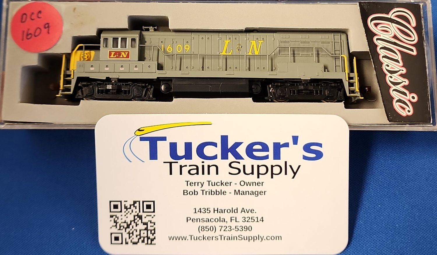 Used N Atlas #44505 L&amp;N DCC, Classic Locomotive U25B Phase 2A Road #1609