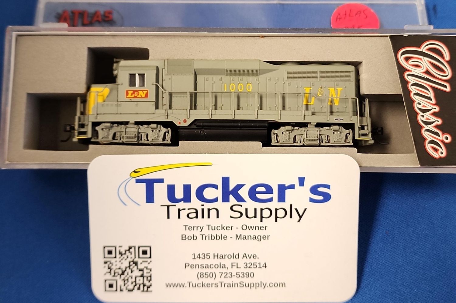 Used N Atlas 42824 GP-30 Phase 1 DCC Classic Locomotive