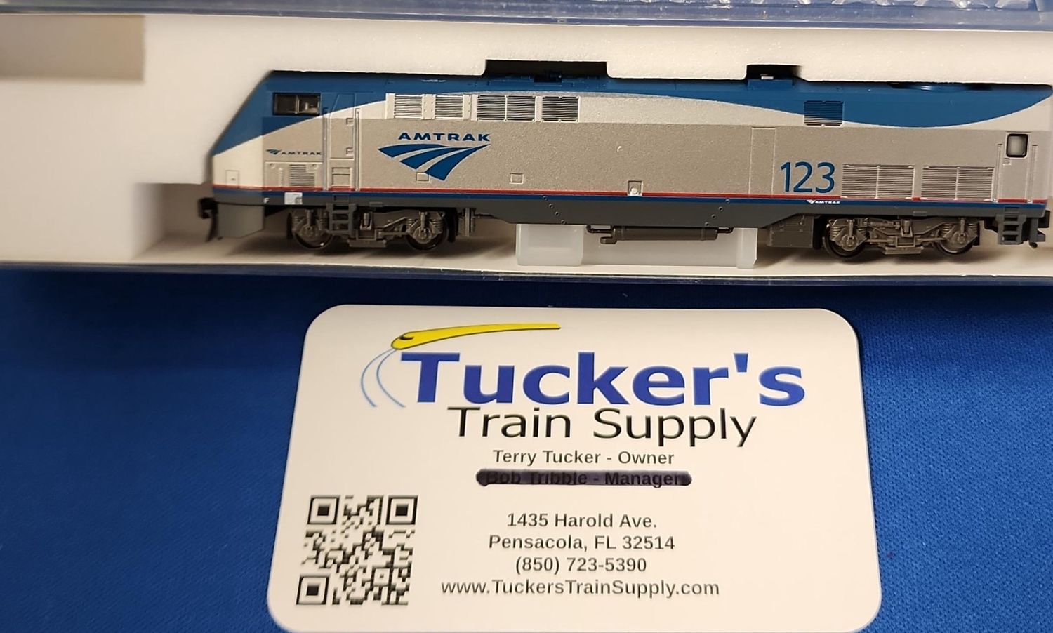 Used N Kato P42 DCC w/Sound Amtrak #134