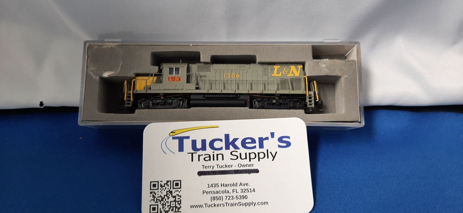 Used N Atlas Locomotive  #1306