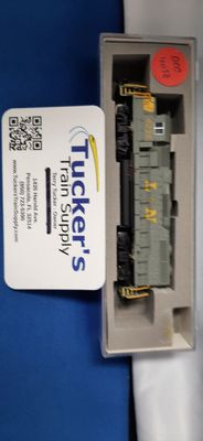 Used N Atlas 47667 GP38-2 L&amp;N Road #4058 DCC