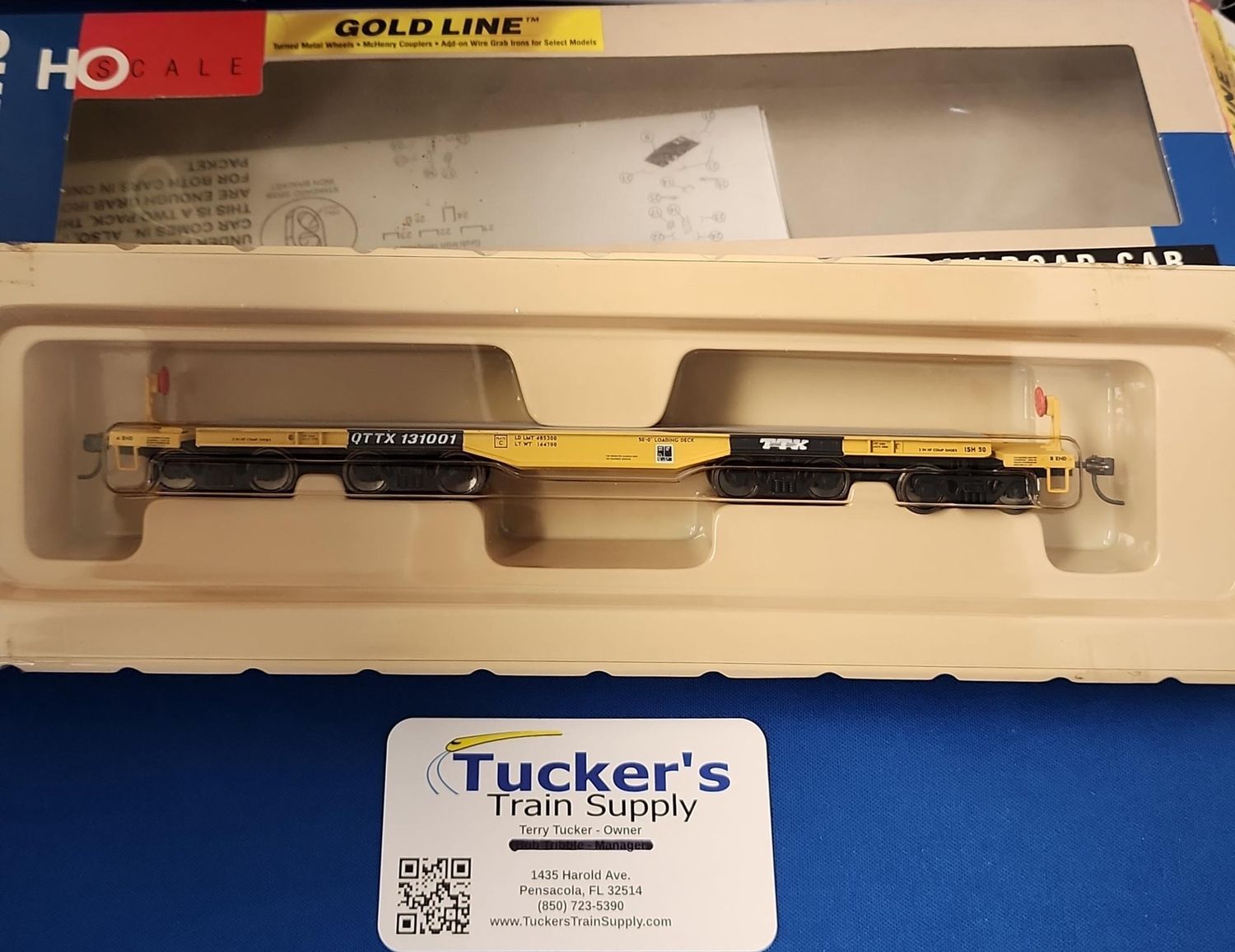 Used HO Walthers 932-5641 66' Heavy-Duty 4 Truck Flat Car