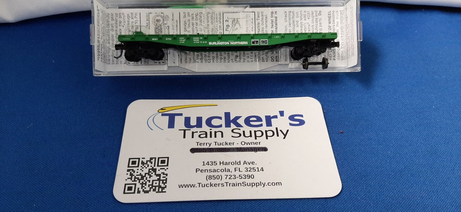 Used N Micro-Trains 45200 50' Fishbelly Side Flatcar Road #612743