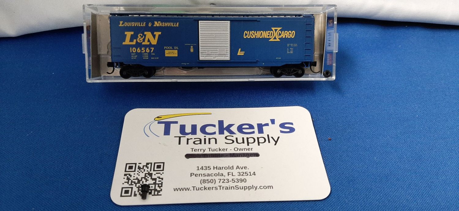 Used N Micro-Trains L&amp;N Boxcar Road #106567 from N-Scale Collector
