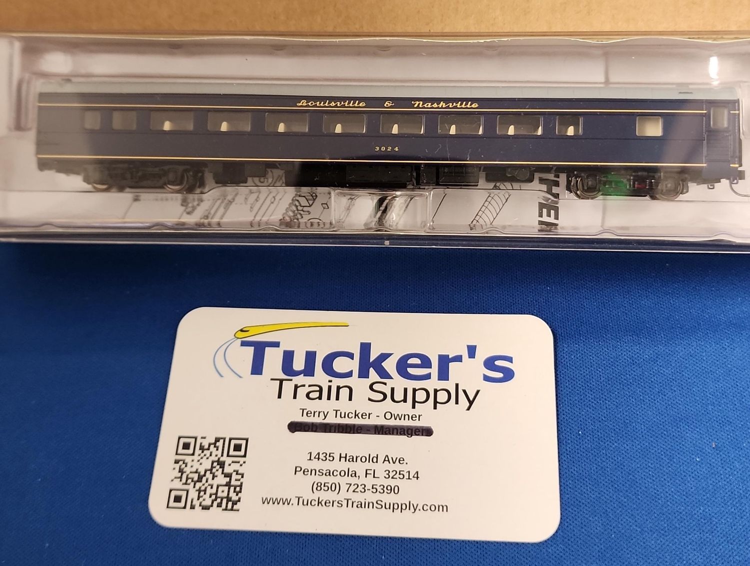 Used N Walthers L&amp;N P-S 64-Seat Coach 932-55075 Road #3024