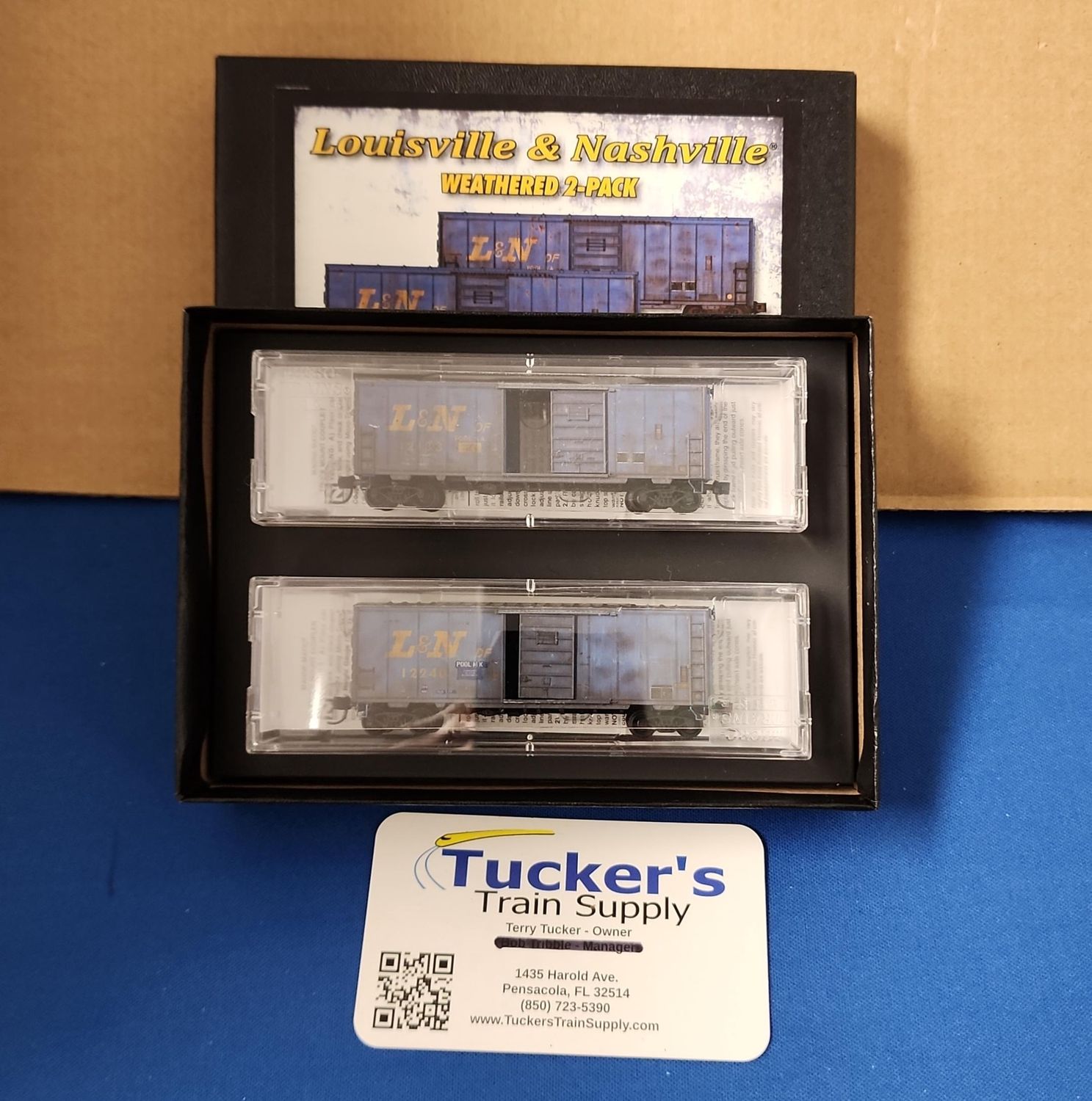 Used N Micro-Trains 98305025 L&amp;N Boxcar 2-Pack (Factory Weathered)