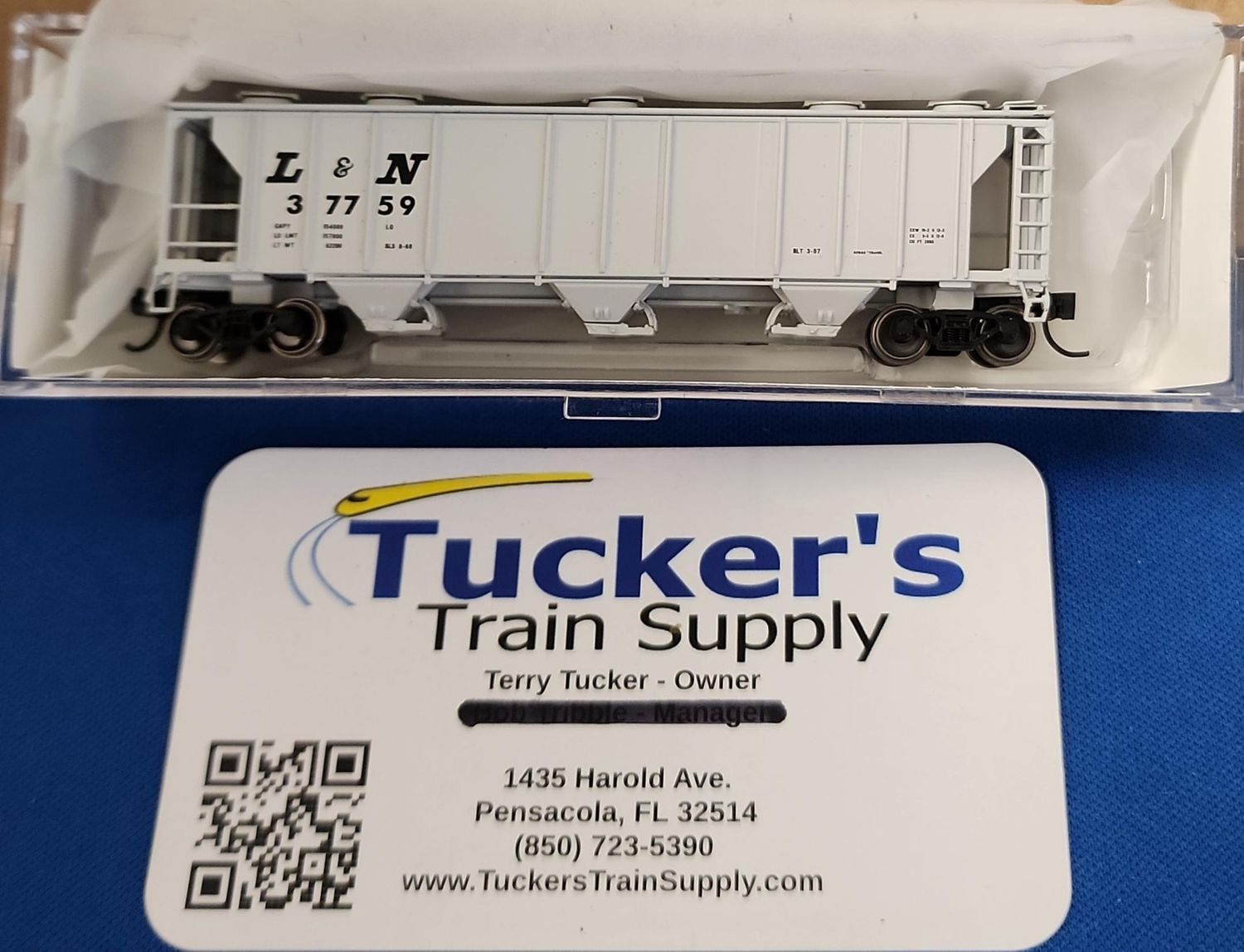 Used N Athearn ATH23863 PS 2893 Covered Hopper Road #37759