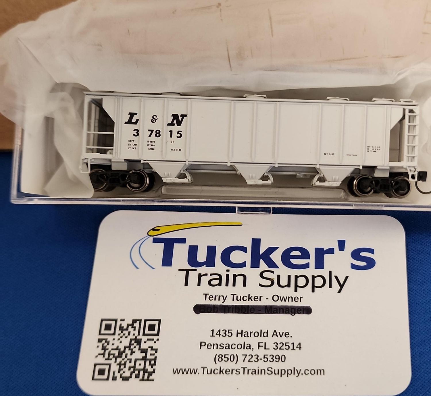 Used N Athearn ATH23846 L&amp;N PS 2893 Covered Hopper Road #37815