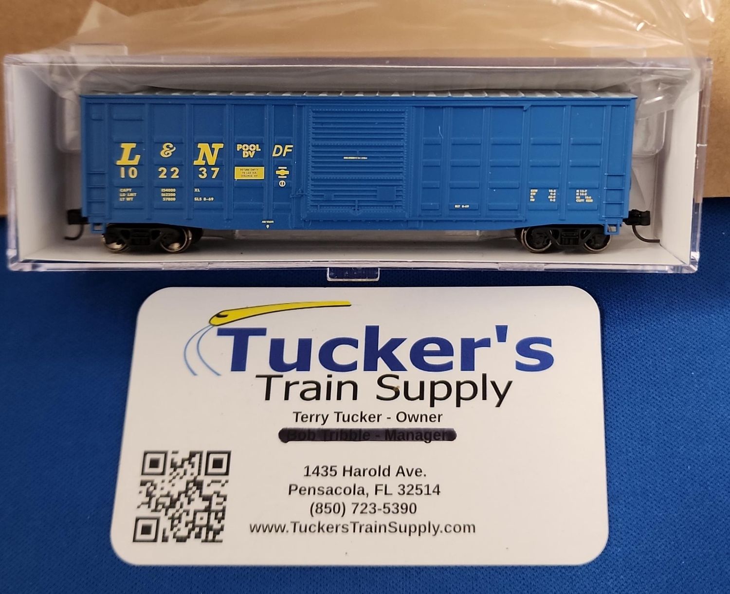 Used N Athearn ATH25384 L&amp;N 50' Waffle Boxcar Road #102237