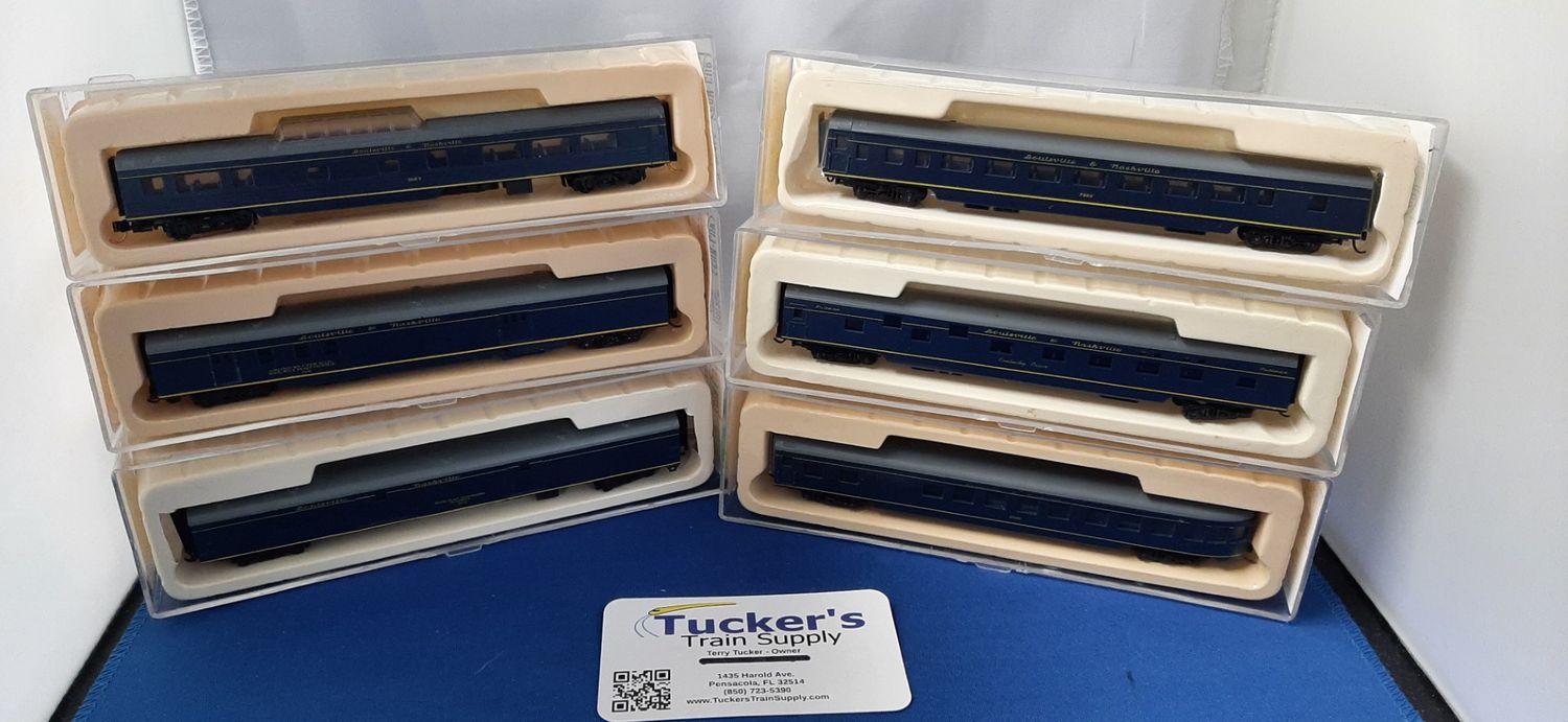 Used N Con-Cur L&amp;N - 13 pc Set