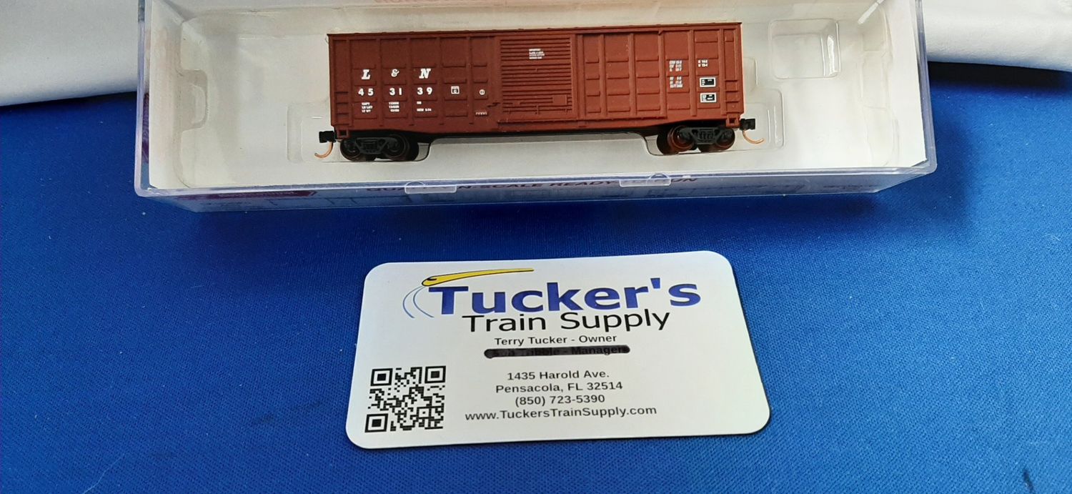 Used N Roundhouse L&amp;N 81708 50' PS Waffle Side Boxcar Road #453139