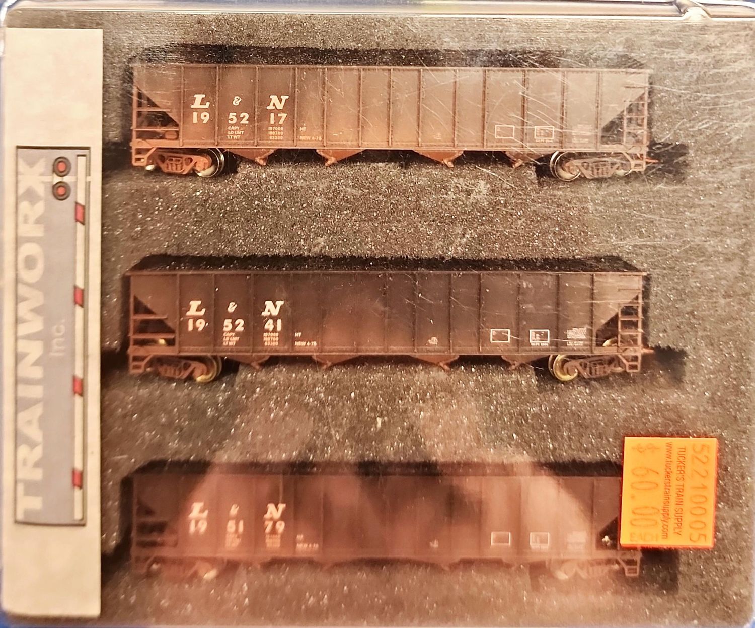Trainworx N 24095-303 L&amp;N (3-Pack) 50' Coal Hoppers w/Loads