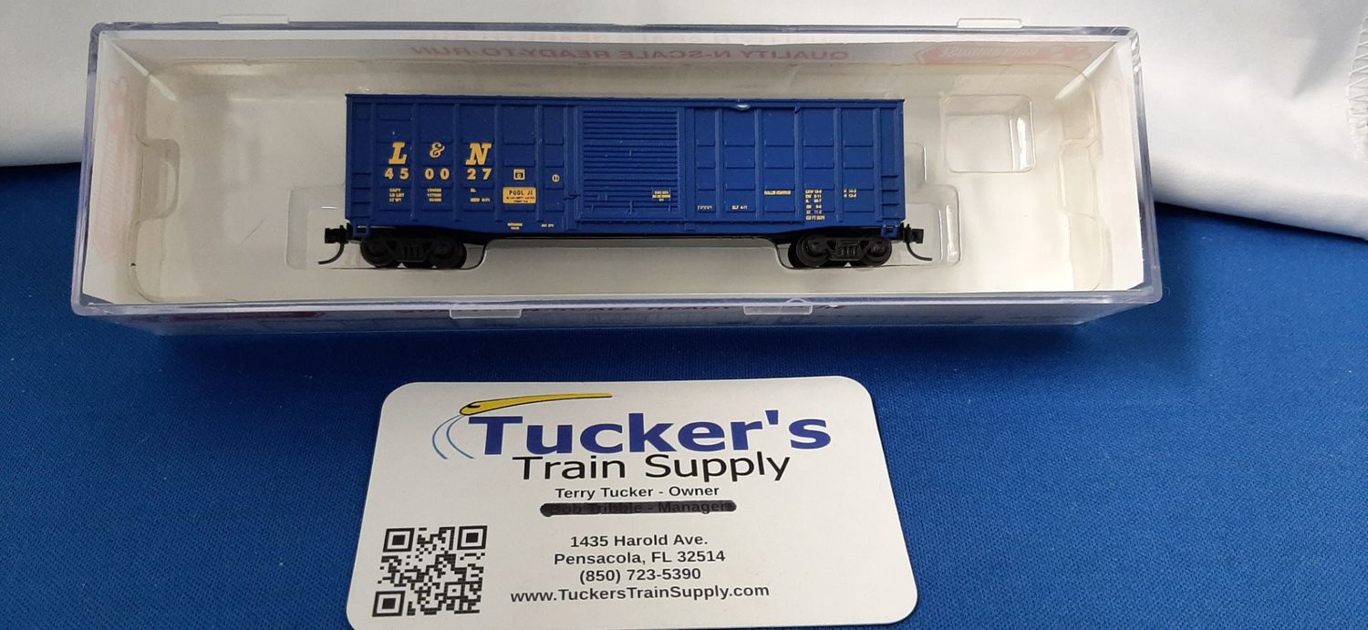 Used N Roundhouse 81706 L&amp;N 50' PS Waffle Side Boxcar Road #450027