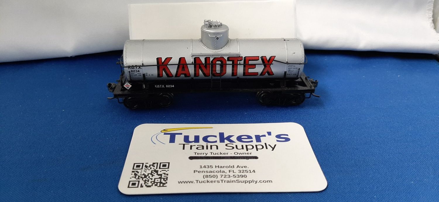 Used HO 30' Single Dome Tank Car "KANOTEX" Road #KOTX8234
