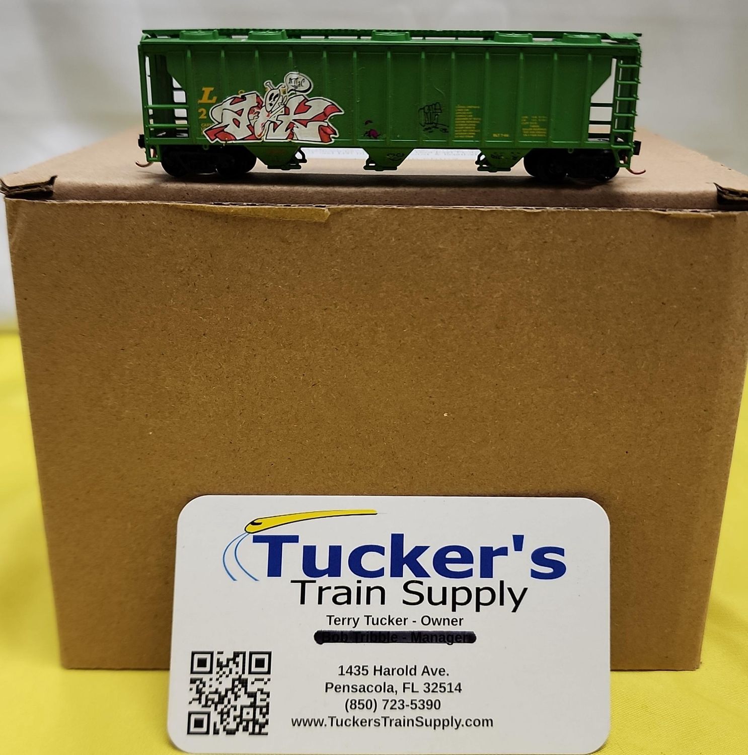 Used N Con-Cor 0001-001770-(2) L&amp;N 40'3-BayCovered Hopper Road #204197