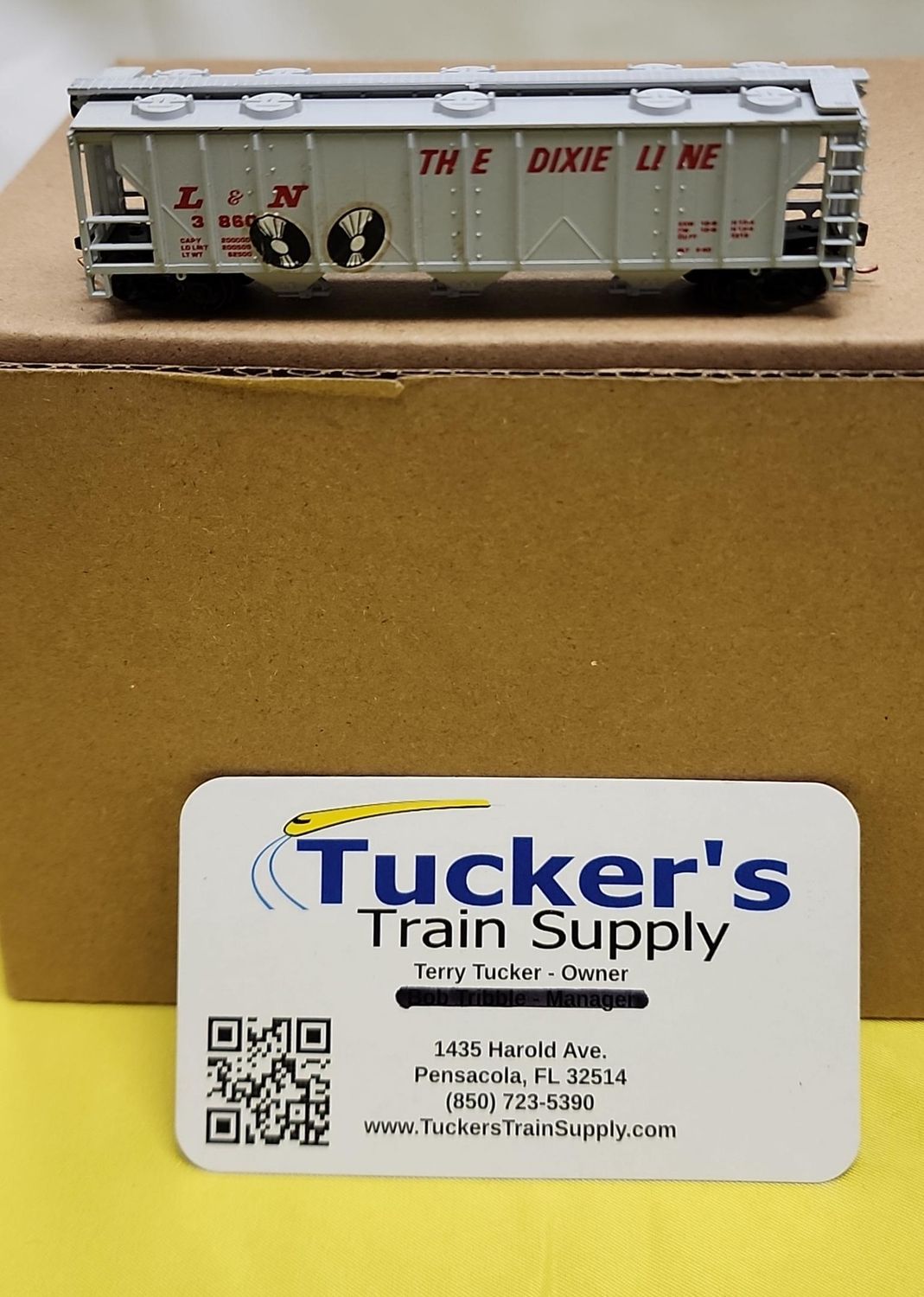 Used N Atlas L&amp;N 3-Bay Covered Hopper Road #3860