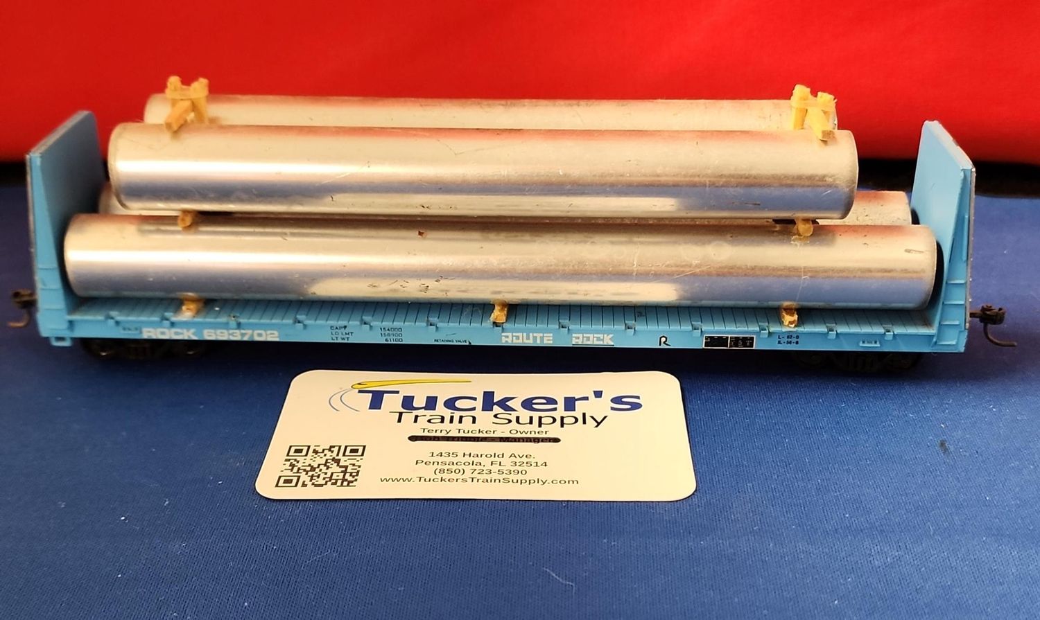 Used HO Athearn 60' Bulkhead Flatcar w/Load of Pipe Road #Rock 693702