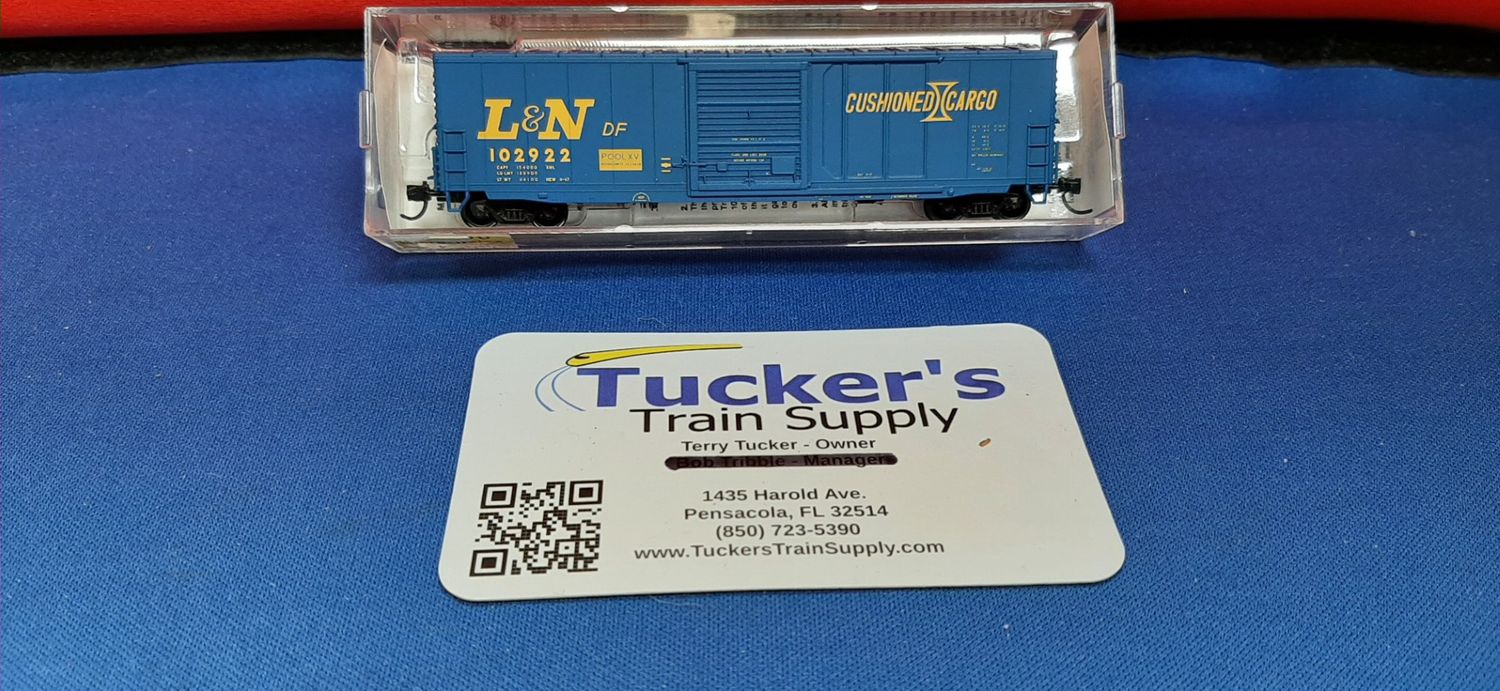 Used N Micro-Trains L&amp;N 50' Rib Side Boxcar Road #102922