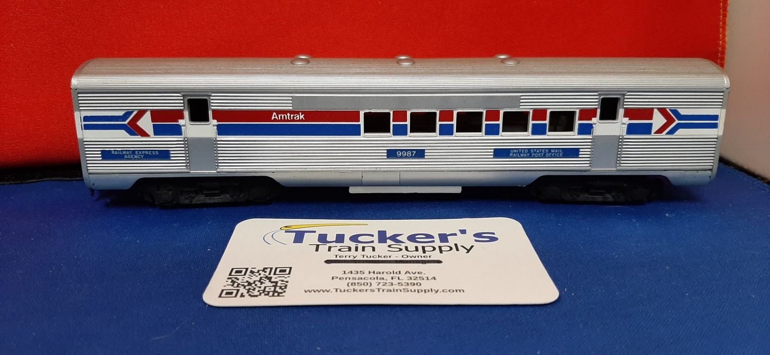 Used HO Unknown Amtrak REA Post Office Road #9987 (NO Couplers)