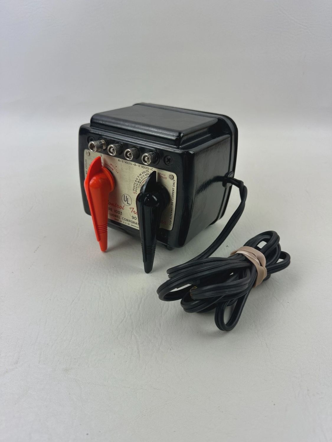 Used O Lionel Type 1033 Transformer