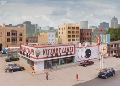Walthers HO 933-4118 Vintage Bowling Alley Kit
