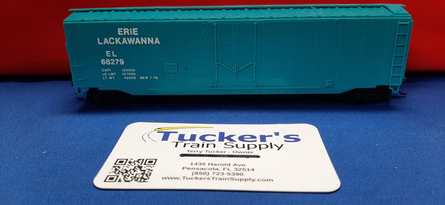 Used HO Bachmann "Erie Lackawanna" Freight Car # 68279