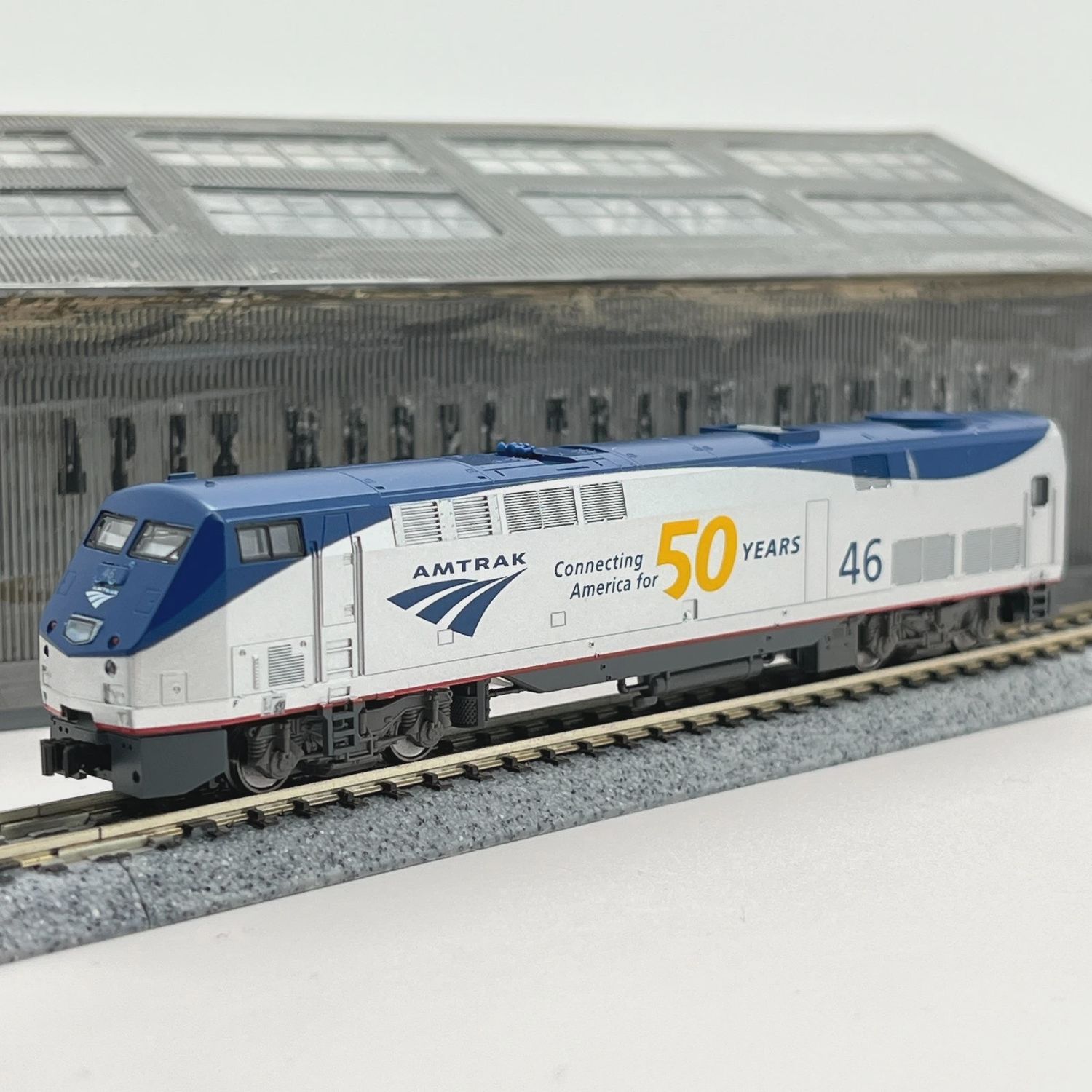 Used N Kato 176-6034 P42 Amtrak Phase IV Late DCC/Sound