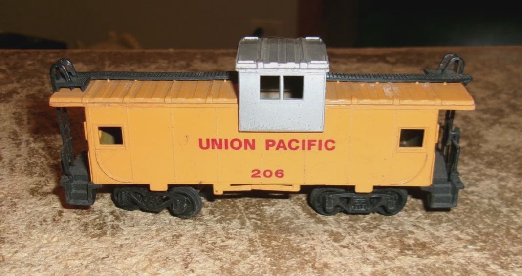 Used N Bachmann Caboose UP Road #206