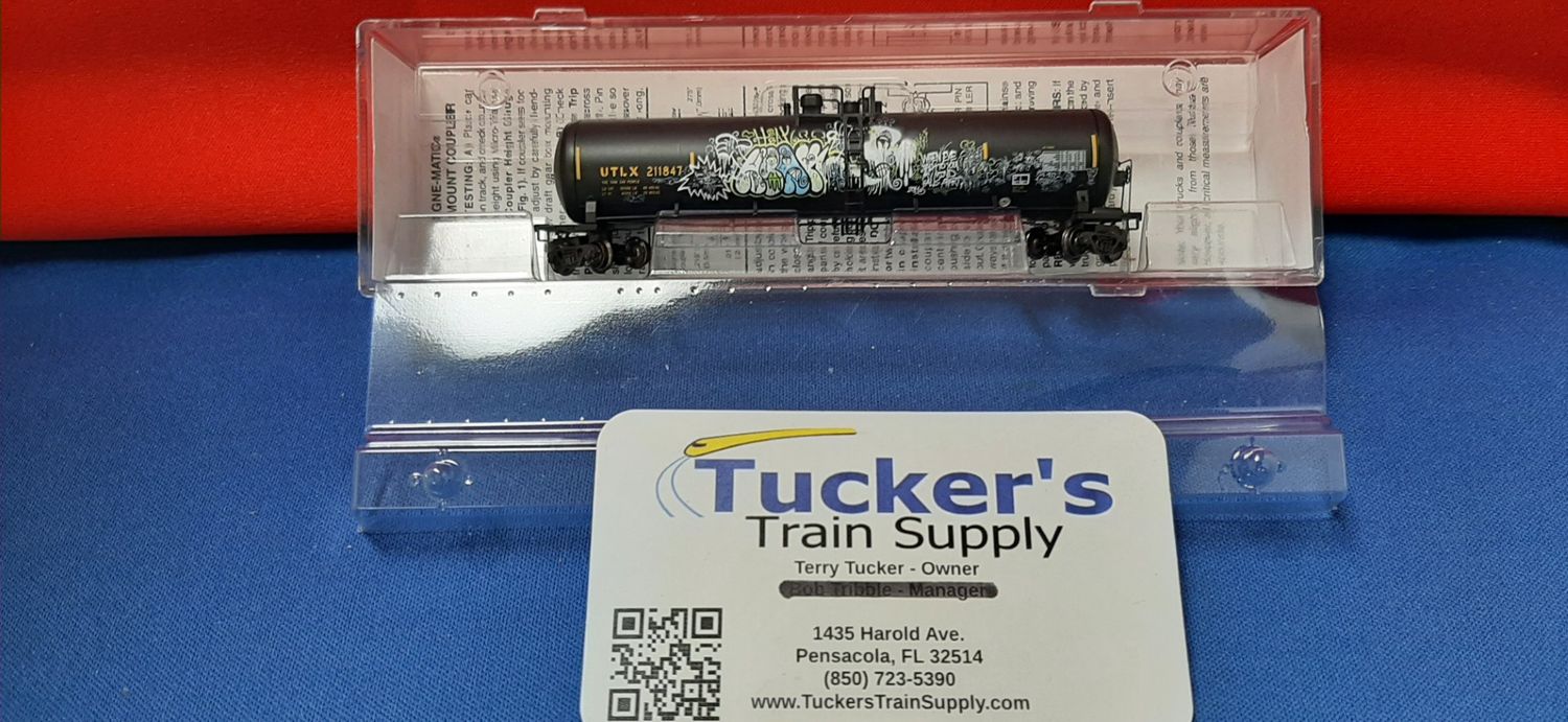 Used N Micro-Trains 11044240 Union Tank Car Co. 56' General Tank Car (Graffiti) Road # UTLX 211847  Single Dome