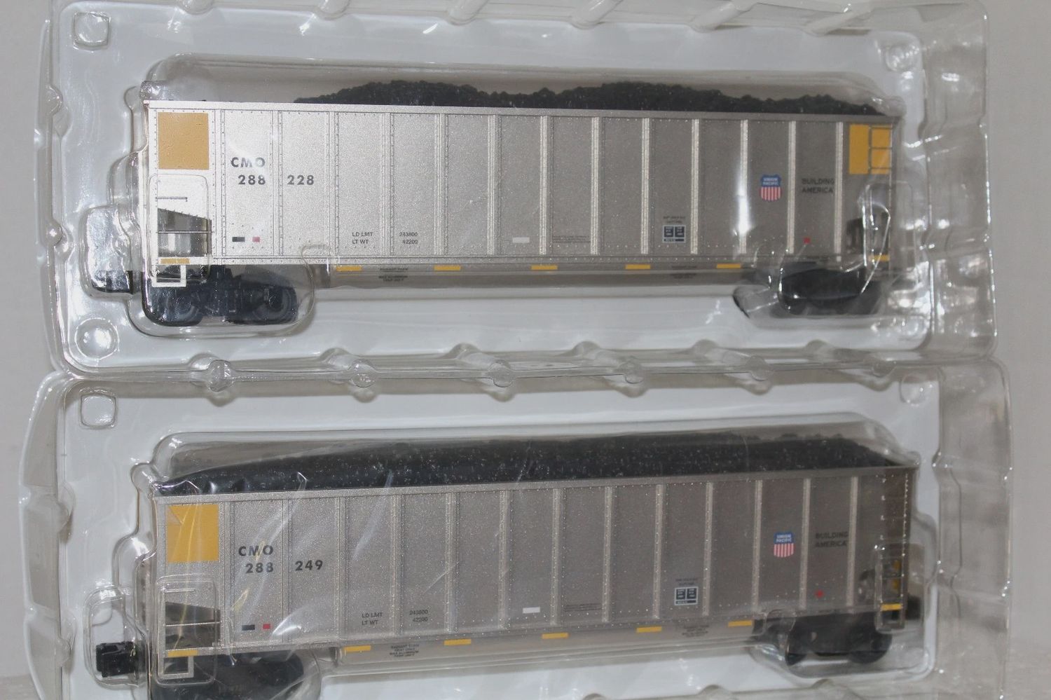 Used O Lionel 2243090 UP Rotary Gondola 2-Pack