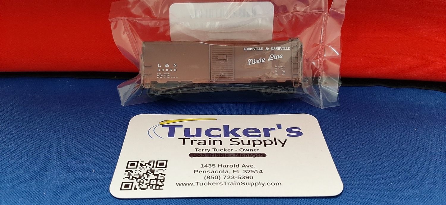 Used N Micro-Trains 40' L&amp;N Boxcar Road # 90350 (C7)