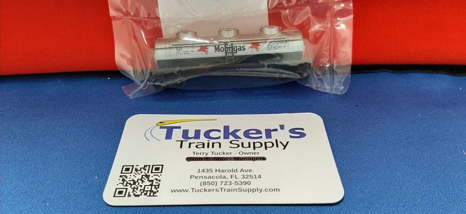 Used N Bachmann 35' Single Dome Tank Car Road # SVX 1442 (C6)