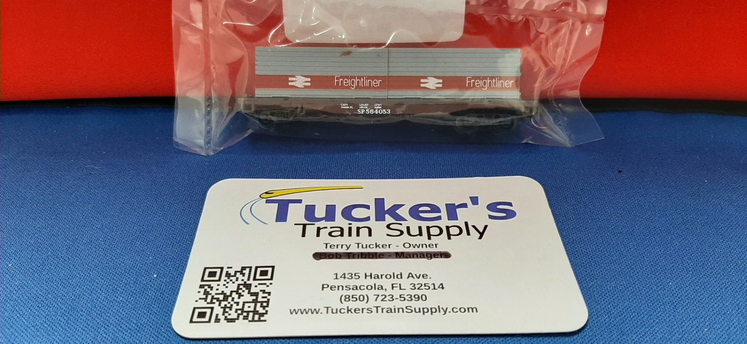 Used N SP 564053 Flatcar w/Container Load of 2 20' Containers "Freightliner"