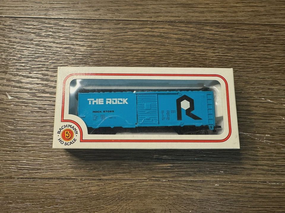Used HO Bachmann 41’ Box Car, The Rock, #70000 NIB