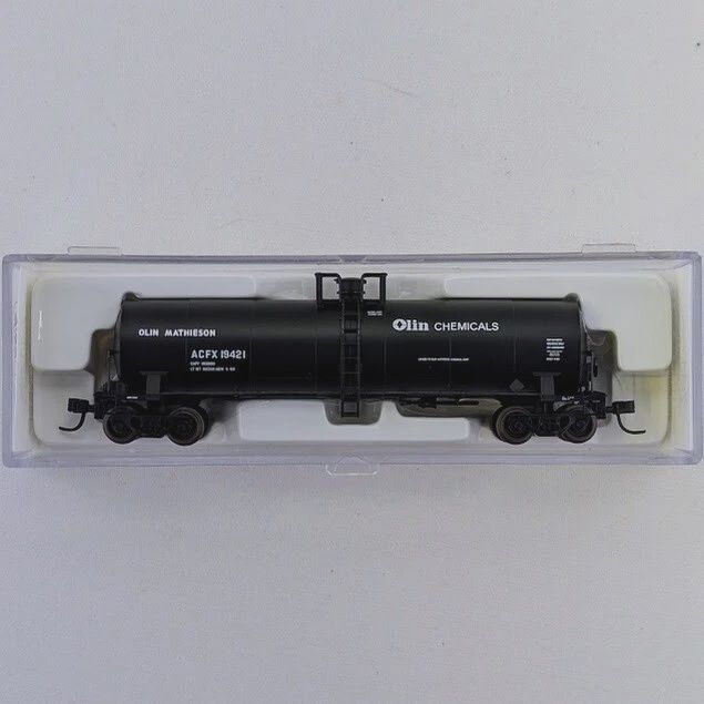 Atlas N 40591 17,360 Gallon Single Dome Tank Car Olin-Mathieson Road #19421