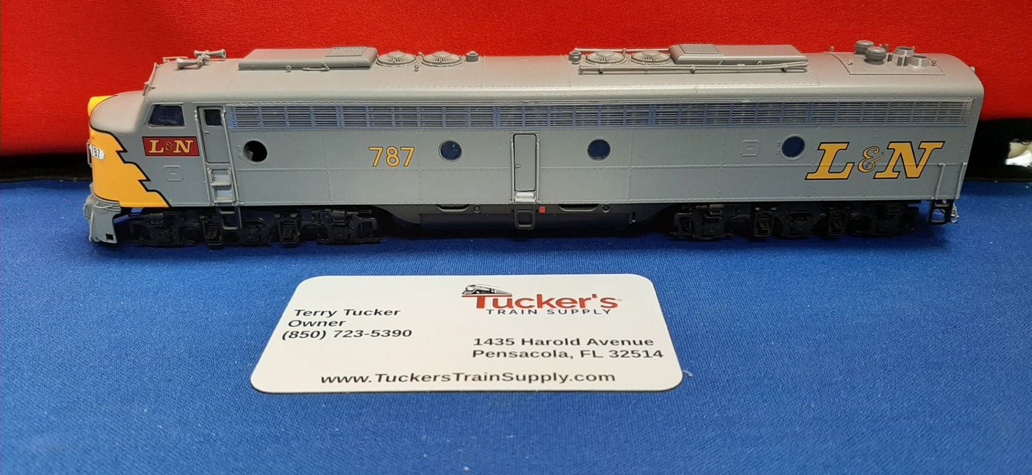 Used HO Life-Like L &amp; N Locomotive  Road #787 DCCS