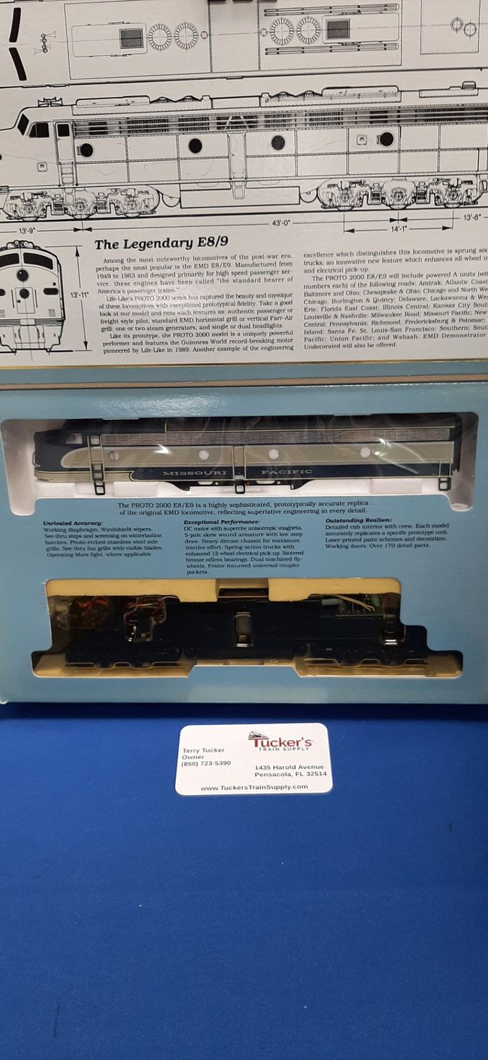 Used HO Life-Like Proto 2000 "MIssouri Pacific" E8/9 Locomotive #7020 - A Unit ONLY