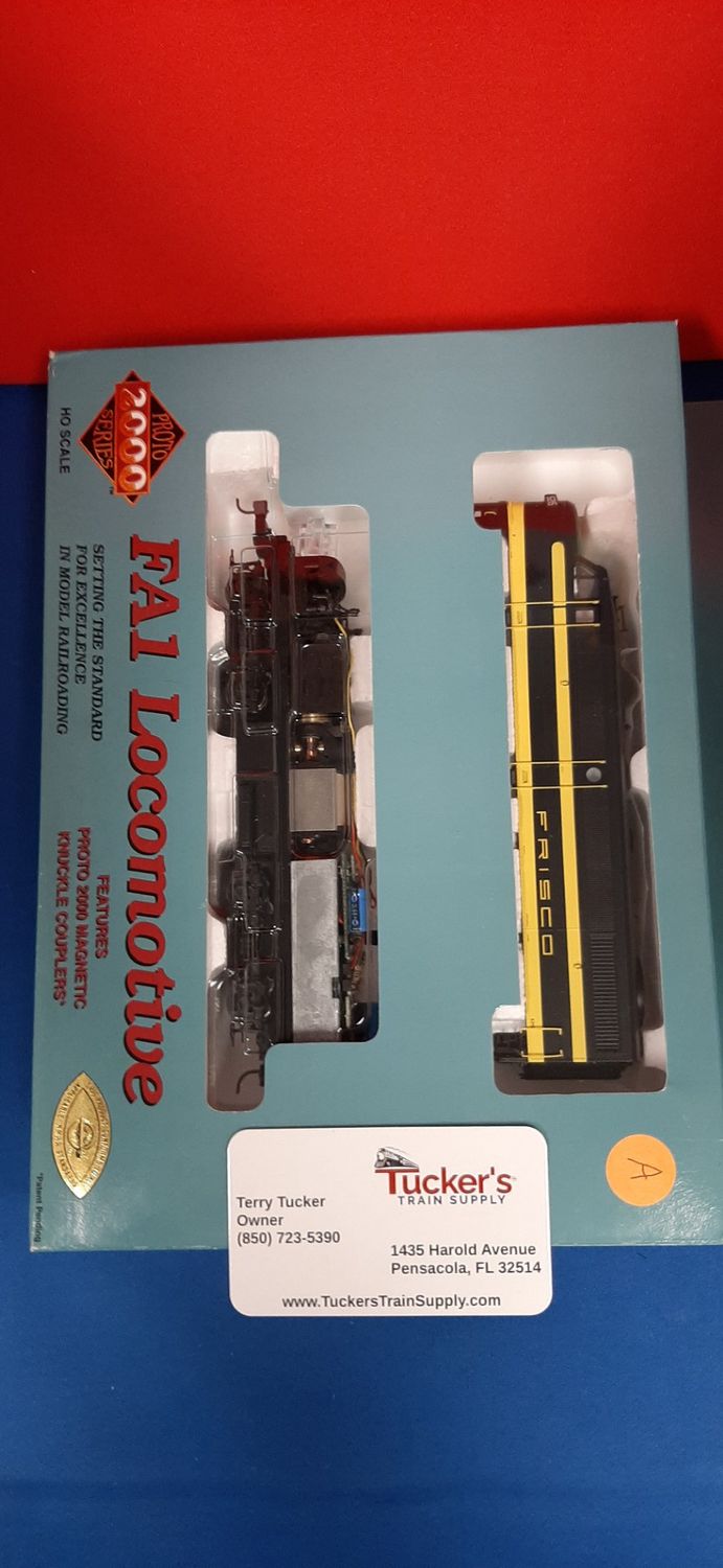 Used HO Life-Like Proto 2000 "Frisco"   A &amp; B Units Set #5215