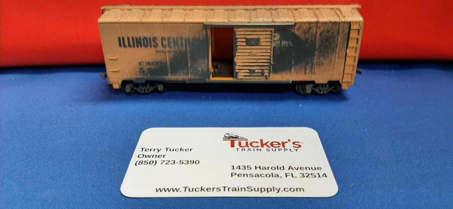 Used HO "Illinois Central" Freight Car #IC16470 - weighted, weathered