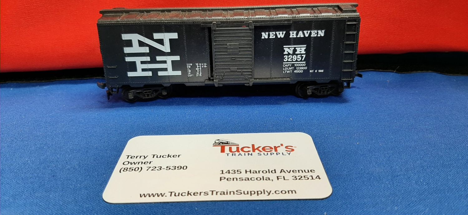 Used HO "New Haven" Freight Car #NH32957