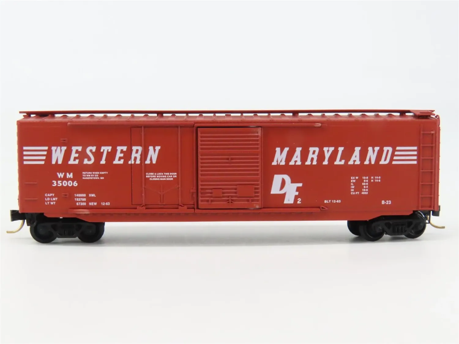 Used N Micro-Trains 33070 WM Boxcar