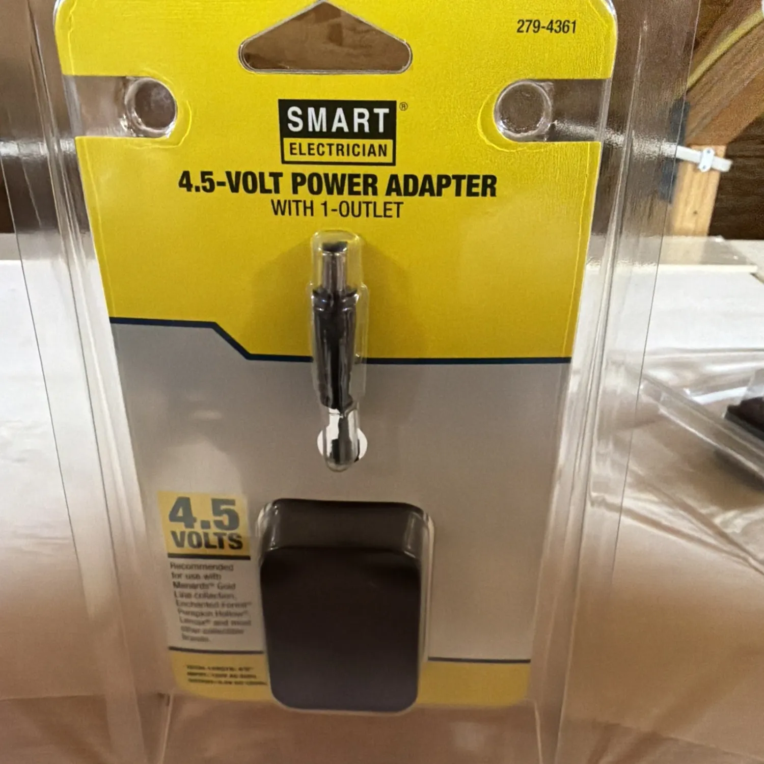 Smart Electrician 279-4361 4.5 Volt Power Adapter 110 To 4.5 Volt