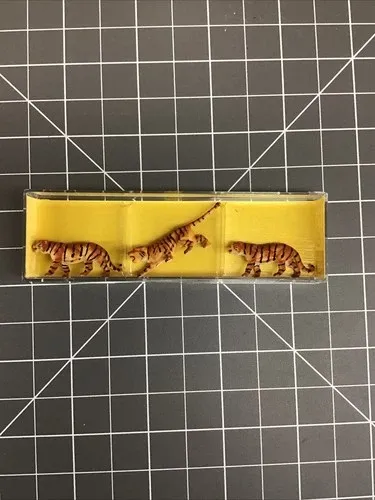 Preiser HO 0623 Tigers (Pkg. of 3)