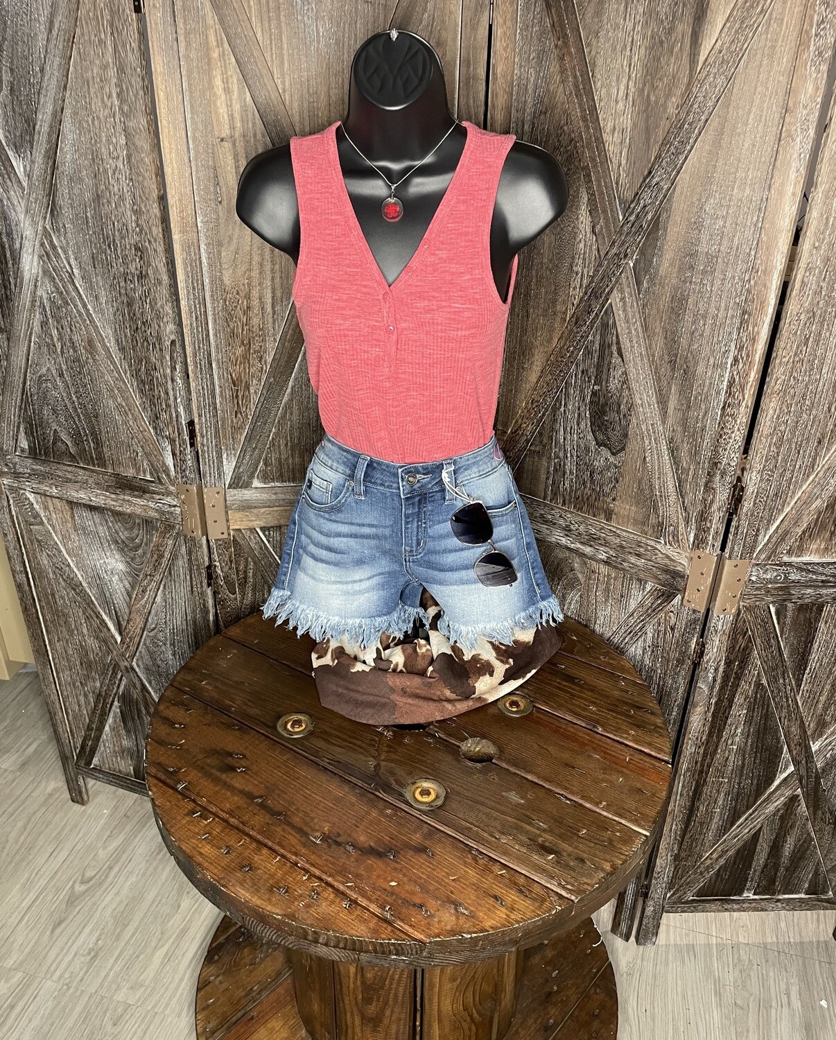 Melange Button Closure Tank