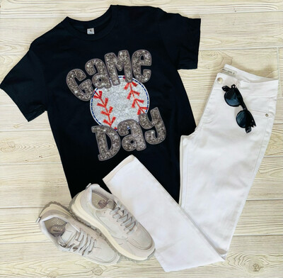Curvy Gameday T