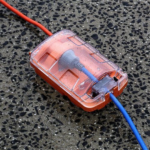 Ampfibian RV-Plus 15A - 10A Power Adaptor