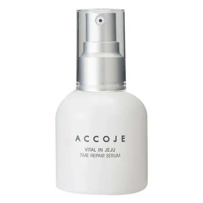 ACCOJE Vital in Jeju Time Repair Serum contains valuable vitamins and minerals from beet as well as vitamins A, C, calcium, riboflavin, folic acid and retinol, which is particularly active against wrinkles and the first signs of skin aging. The innovative product formula is complemented by deep water from the volcanic rock of Jeju Island, which is rich in natural minerals and provides the skin with plenty of moisture. The combination of these ingredients shows its effect after the first application and provides a fresh, energized complexion. This allows tired and dull skin to shine again. For a radiant, healthy and smooth complexion.

The product is dermatologically tested and free from six types of parabens, benzophenone, harmful minerals, artificial colors, fragrances, phenoxyethanol and animal oils.

The key ingredients of all products in the ACCOJE Vital in Jeju skincare line are:

Beet: plant-based vitamins and minerals provide energy and healthy, radiant skin
Cactus: abundant vitamins provide an even complexion
Aloe: protects the skin with minerals and provides extra moisture
Green tea: soothes skin irritations with amino acids and strengthens the natural skin barrier

Suitable for:
Mature, dry and sensitive skin, combination skin

Application:
Gently pat onto face and neck in the morning and evening after cleansing. Then continue with the other steps of your beauty routine.

wrinkle reducing, cleansing
moisturizing, firming
anti-aging
ACCOJE is a natural skin care brand whose products are made from the natural plant extracts and ingredients grown and produced on Jeju Island, Korea. ACCOJE uses, among other things, the island&#39;s purified natural bedrock water, which is recognized by UNESCO as a life source in &#39;Clean Jeju&#39;. This deep mineral water contains many natural minerals that are good for our bodies, including vanadium and silica.