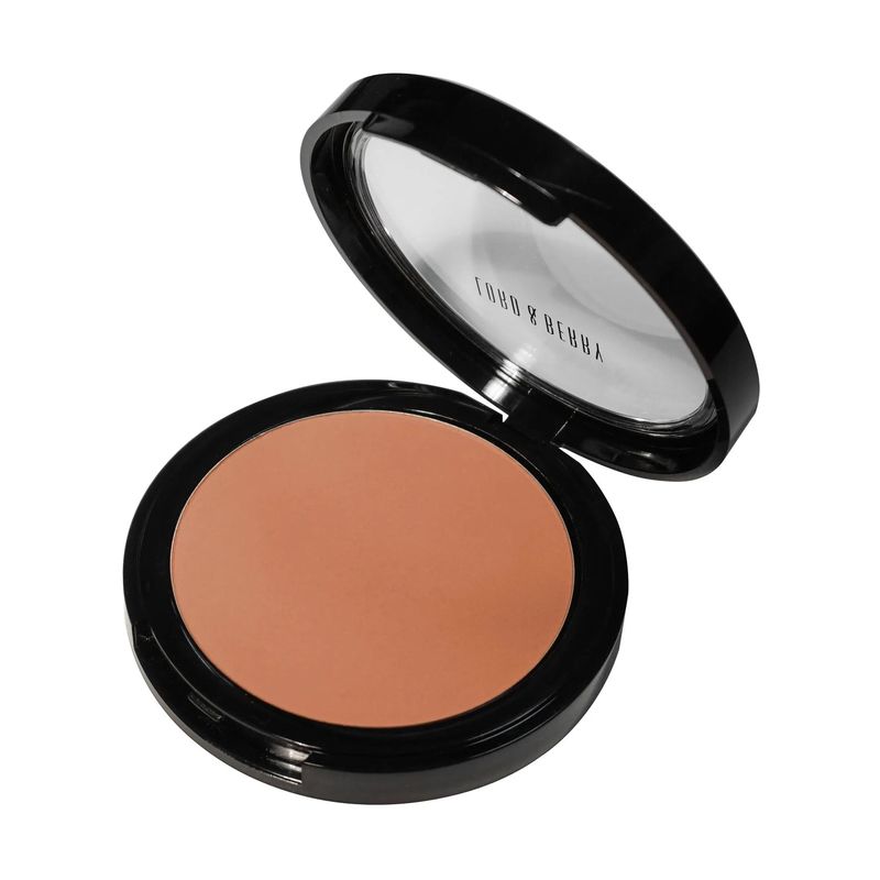 POWDER BRONZER | CONTENT: 7.6 G
Bronzer

Color:
Dune (#8914)
Dune (#8914)
Sienna (#8901)
Brick (#8902)
Biscotto (#8903)
Toffee (#8904)
Terracotta (#8915)

Natural summer glow
Silky, ultra-light texture
Effortlessly blendable for a matte finish
Bronzer – Your perfect glow for a great radiance

With our bronzer you get the perfect summer glow on your skin all year round - whether delicate shimmer or intensely defined contours. The silky, ultra-light powder gives your complexion a natural warmth and a sun-kissed look, as if your skin was gently embraced by the sun.

The velvety, smooth texture blends with your skin and blends effortlessly, creating a naturally matte finish that lasts and accompanies you through the day. Whether for a subtle day makeup or a glamorous evening look, this bronzer adapts to your style and gives you exactly the degree of radiance you want.

As a true bestseller and beauty favorite, our bronzer is a secret among connoisseurs, celebrated on Instagram and loved by beauty influencers worldwide. It makes your face look alive in the blink of an eye and gives you that little extra that rounds off your look perfectly. In several shades, even with a soft shimmer, it brings that certain sparkle to your skin - no matter where you go.
Vegan: Yes
Paraben-free: No
Fragrance-free: Yes